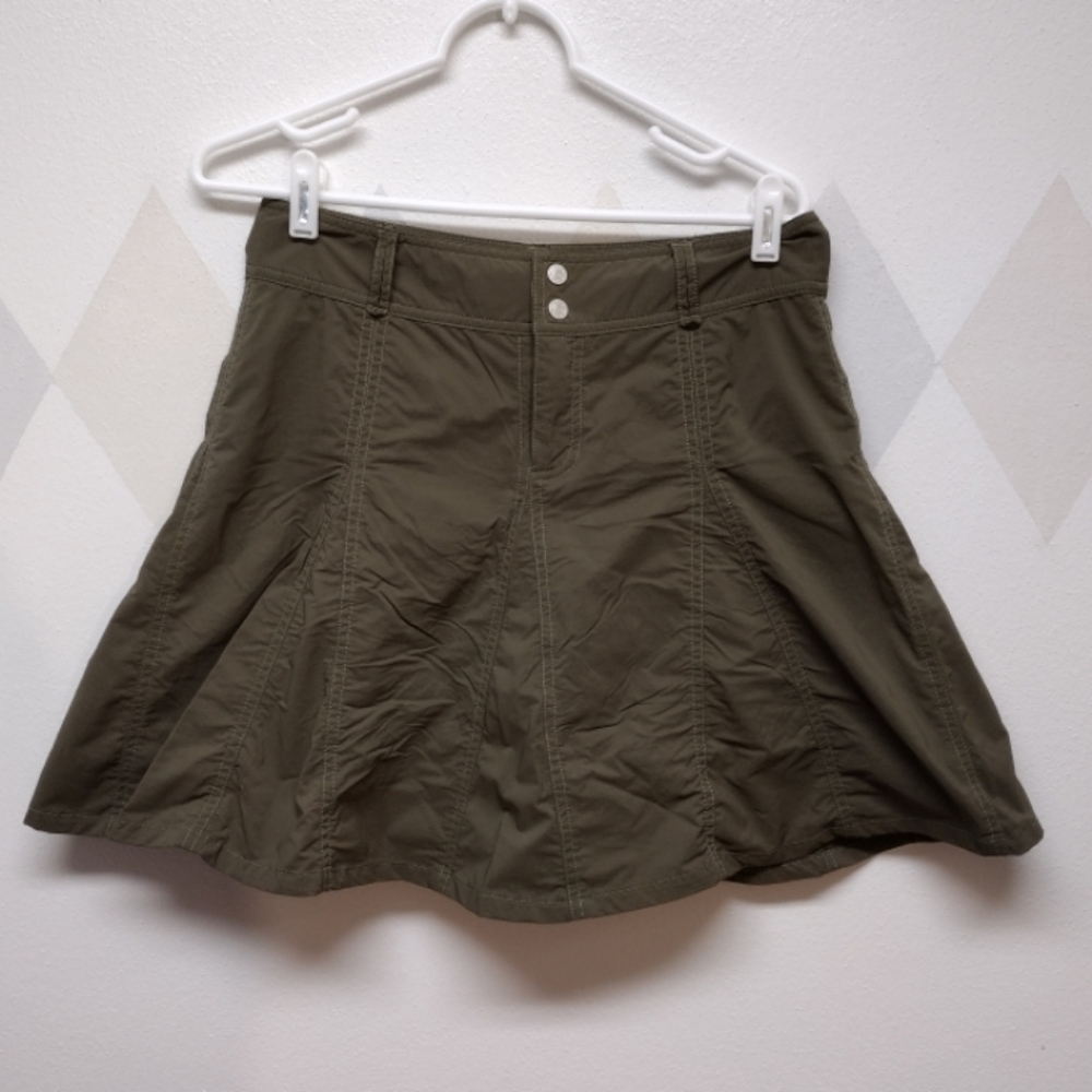 Sahalie athletic athleisure hiking skort